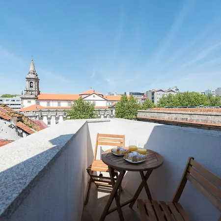 Appartement Superb Flat W/ Ac & Balcony By Lovelystay Oporto