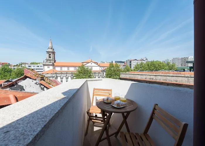 Apartment Superb Flat W/ Ac & Balcony By Lovelystay Porto